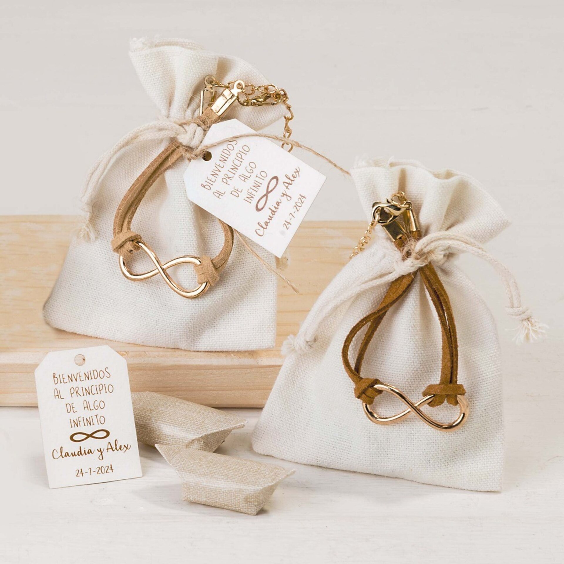 Pulsera infinito adornada en bolsa stdo. 2 caramelos,min.4 2,60€ - 2