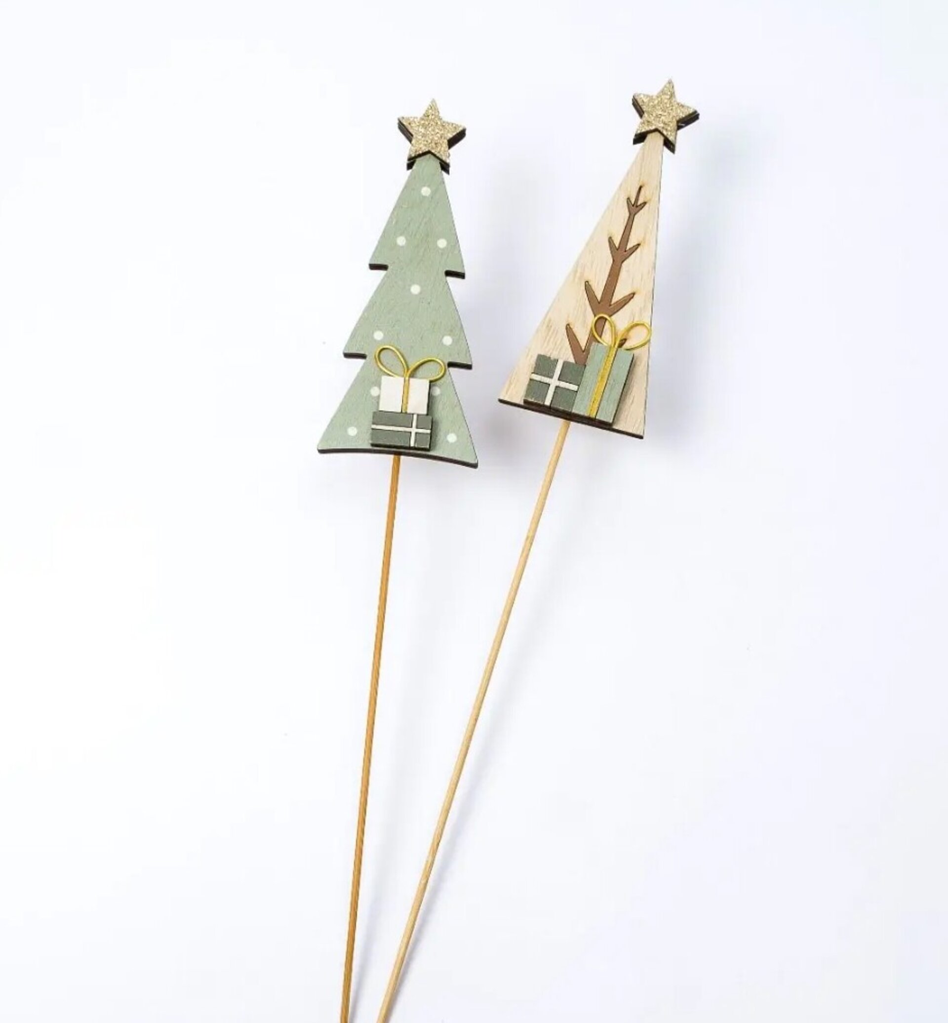 Decoración Navideña pic de madera árbol 1.80€ min 4 ud - 2