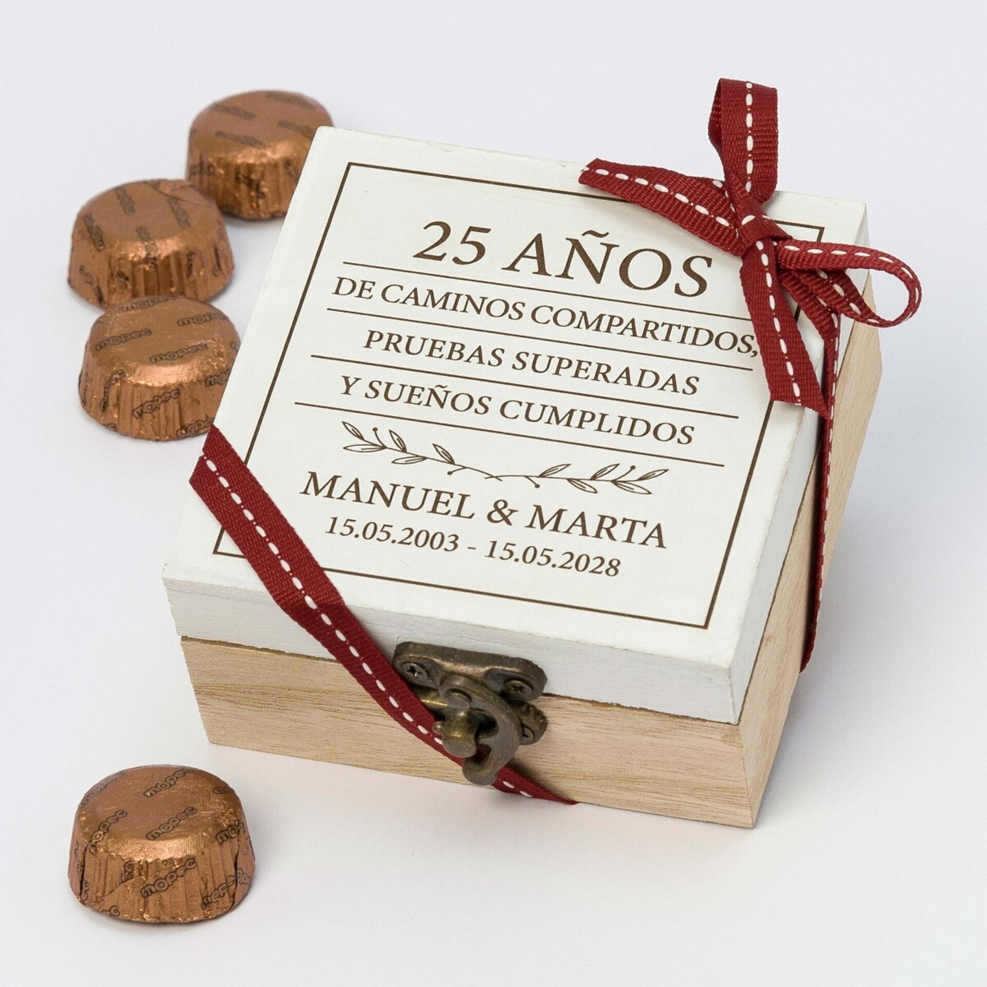Caja madera 25 aniversario personalizada 4bombones - 2